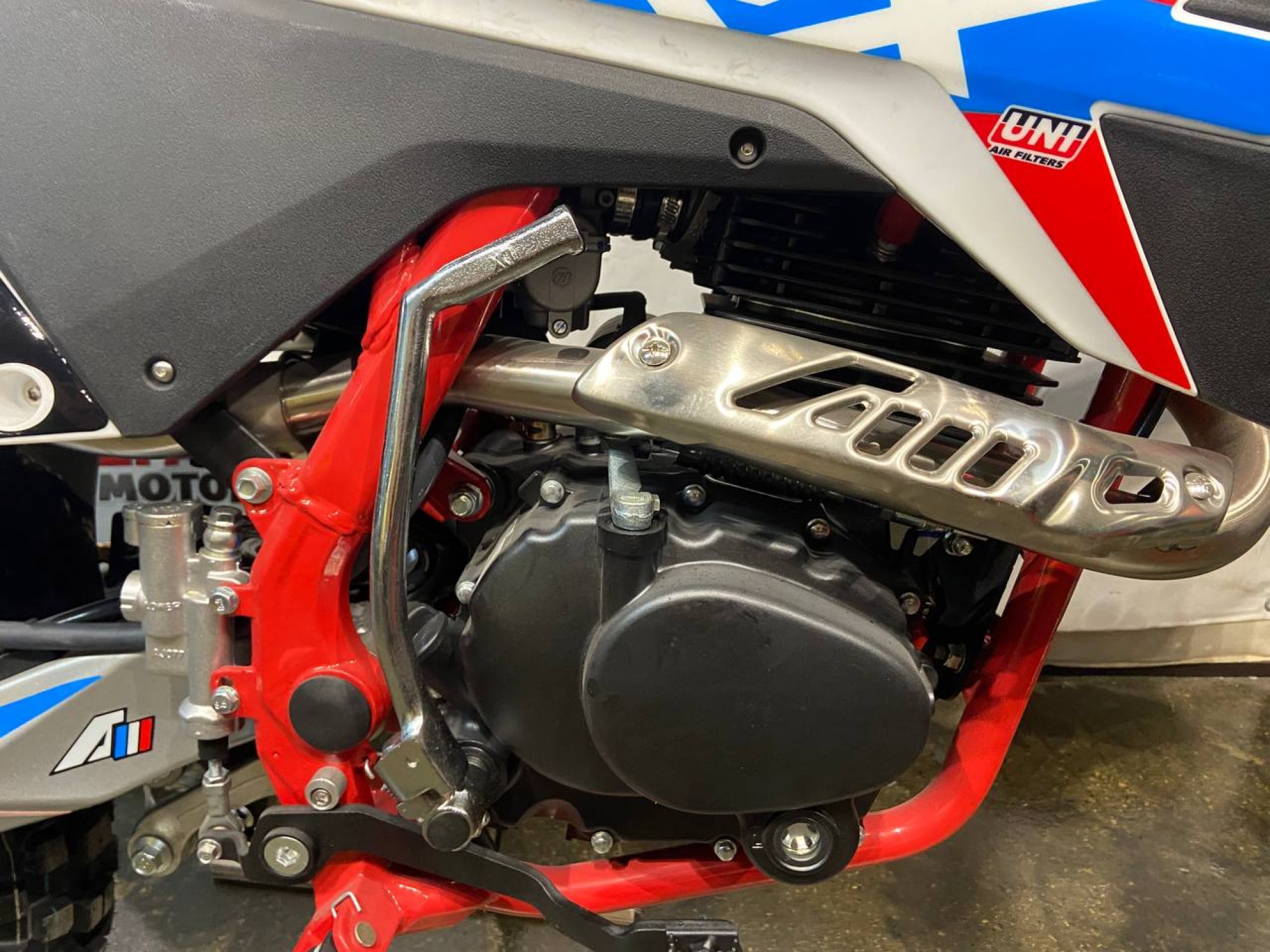 Apollo RX 250 (172FMM)